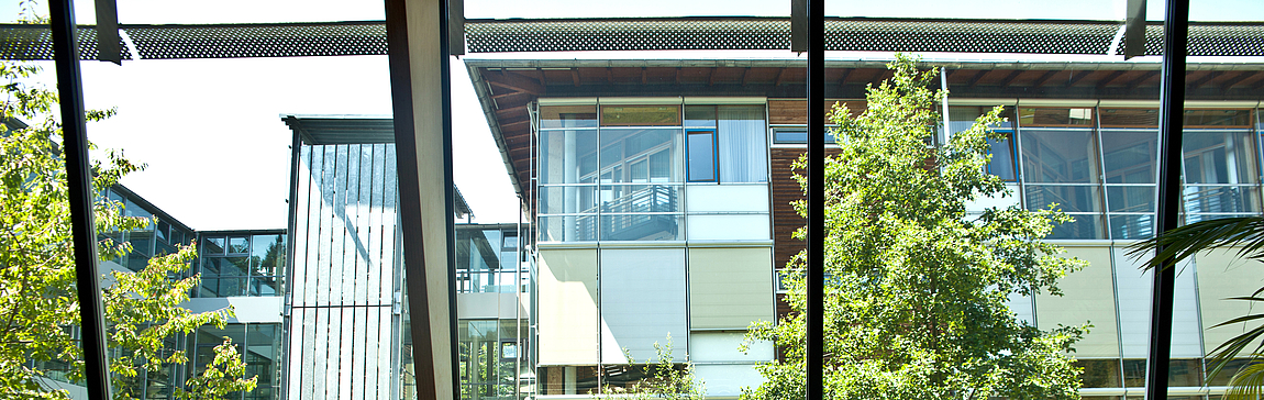 Blick aus Foyer des Krankenhauses Agatharied